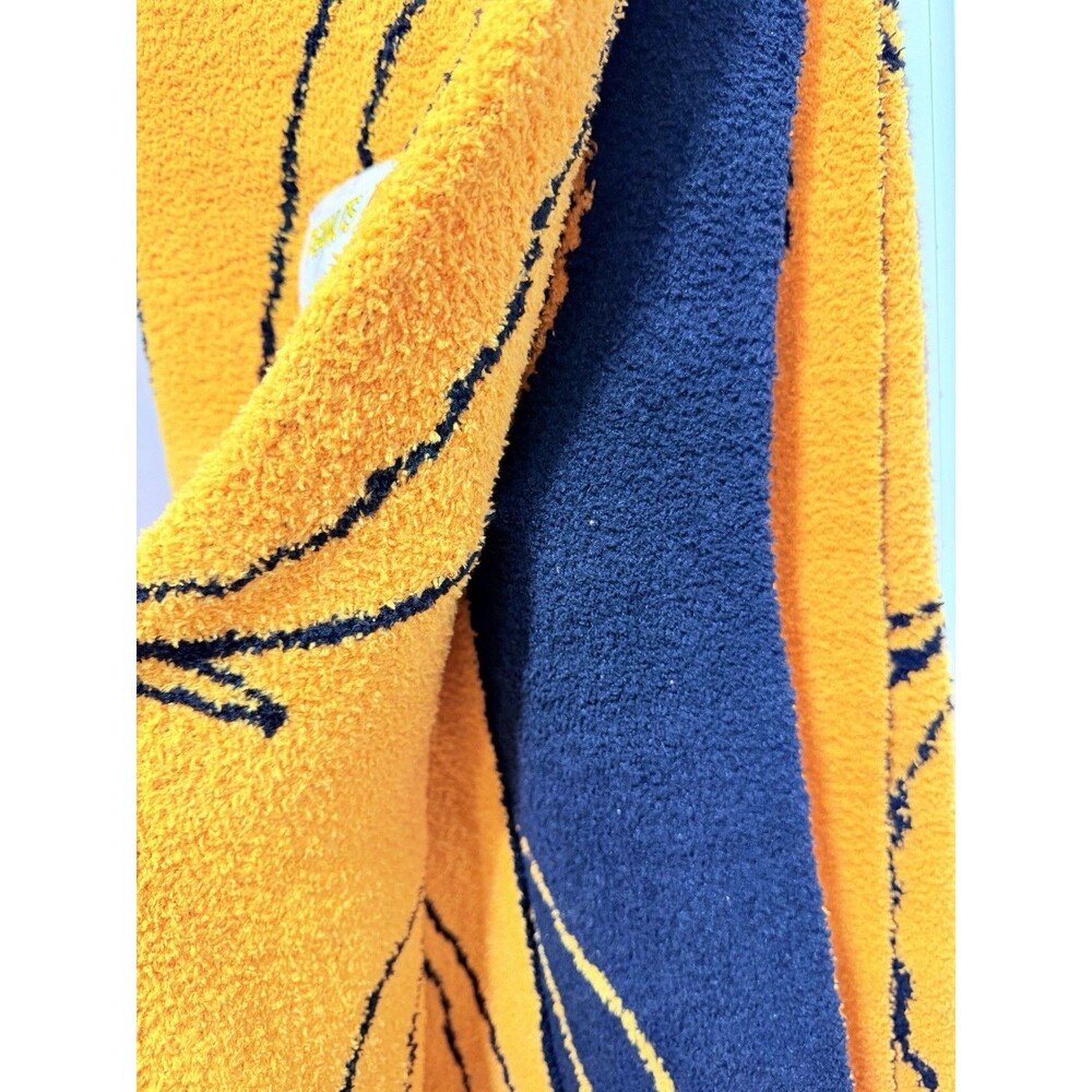 Peanuts Snoopy Halloween Pumpkin Soft Plush Throw Blanket 50x70 NWT - Picture 4 of 10